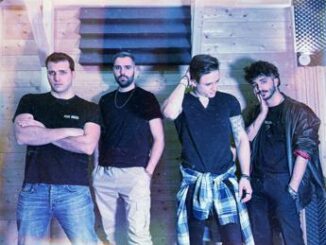 V e la storia dei Five Sides e anche il loro primo EP