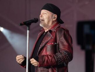 Vasco Rossi Free Palestine bello slogan ma se implica distruzione di Israele mi ribello