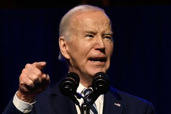 Elezioni Usa Biden prende in giro Trump Sono in corsa contro bambino di 6 anni