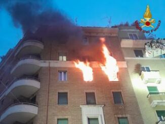 Roma incendio in appartamento a Prati morto un 70enne