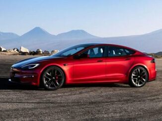 Tesla e BYD le auto elettriche non convincono Wall Street