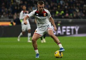 Verona Genoa 1 2 gol di Gudmundsson vale 3 punti