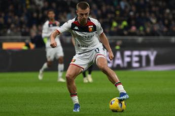 Verona Genoa 1 2 gol di Gudmundsson vale 3 punti