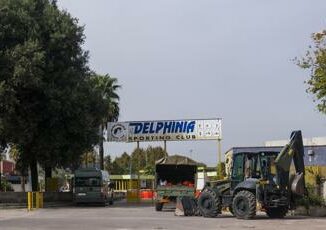 Caivano dagli orrori al riscatto la nuova vita del centro sportivo Delphinia