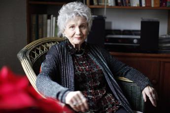 E morta la scrittrice Alice Munro nel 2013 premio Nobel per la letteratura