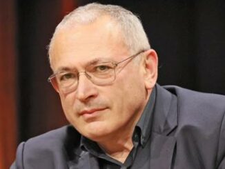 Putin vuole distruggere lOccidente e durare altri 15 anni. Parla il dissidente Khodorkovsky