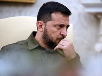 Zelensky ordina nuove purghe Via chi non sceglie lUcraina