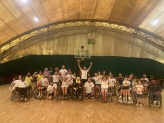 Basket in carrozzina Entain in campo con il Santa Lucia Basket