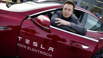 Elon Musk 56 miliardi di dollari da Tesla oppure sara un addio