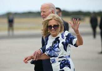 Jill Biden difende il suo Joe Dibattito 90 minuti non definiscono 4 anni di presidenza