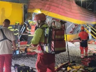 Repubblica Ceca scontro fra treni a Pardubice almeno 4 morti Video