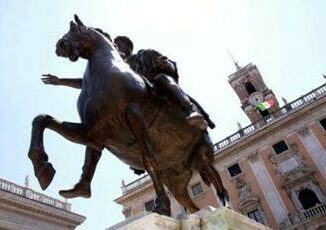 Roma perquisizioni in Campidoglio indagini anche su fondi Giubileo