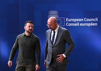 Ucraina Zelensky a Bruxelles Non vogliamo che guerra duri anni