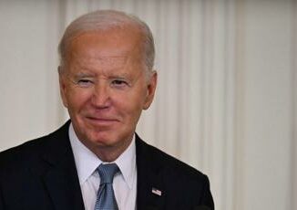 Biden e il 4 luglio barbecue e fuochi dartificio alla Casa Bianca