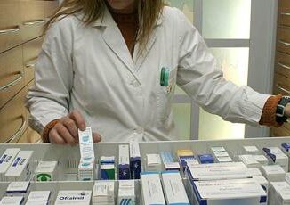 Farmaci Altroconsumo piu di 1 italiano su 3 non li trova nei tempi giusti