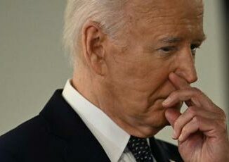 New York Times Biden valuta se ritirare la candidatura