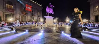 Oniricon gli studenti di Accademia del Lusso celebrano Federico Fellini in Piazza del Campidoglio