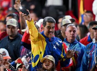 Venezuela Maduro riconfermato presidente con il 512 dei voti