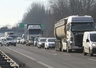 Esodo traffico da bollino nero sulle autostrade le previsioni per il weekend