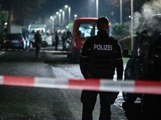 Germania attacco con coltello a Solingen morti e feriti alla festa cittadina