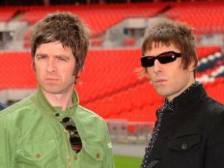 Gli Oasis ritornano le date della reunion dei fratelli Gallagher dopo 15 anni