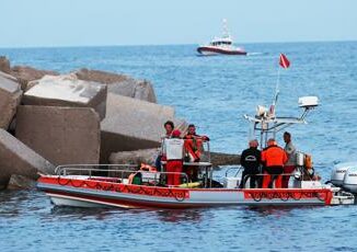 Naufragio Palermo riprese le ricerche dei dispersi. Ieri sub nello scafo del Bayesian