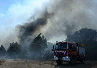 Spagna incendio fuori controllo in Castiglia