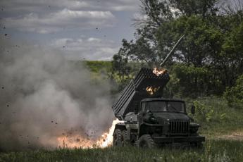 Ucraina armi Ue contro Russia fumata nera a Bruxelles ogni paese decidera