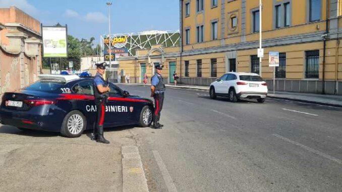 Controlli dei carabinieri a Cagliari