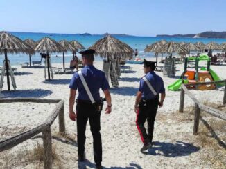 carabinieri controlli in spiaggia