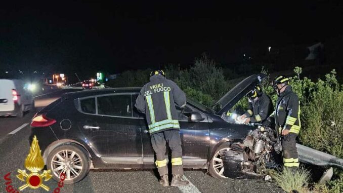 incidente ad olbia, intervento de vigili del fuoco