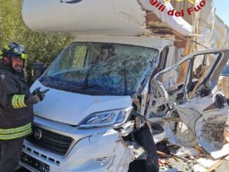 Incidente stradale tra camper e camion nella statale 125 tra olbia ed arzachena