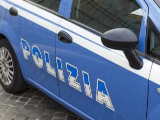 auto della polizia di stato