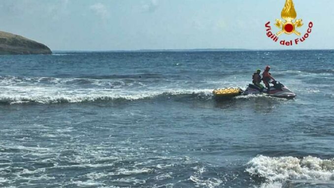 salvamento in mare dei vigili del fuoco a Cuglieri