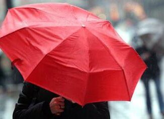 Allerta meteo arancione oggi la burrasca di settembre pioggia da Lombardia a Campania