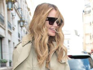 Elle Macpherson e il cancro loncologa Guarita con la chirurgia