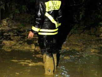 Frana in Val Seriana isolata frazione di Gorno. Sindaco Ho rischiato di essere travolto