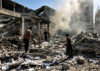 Gaza raid Israele su scuola nel nord morti e feriti