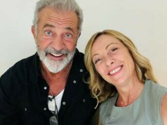 Giorgia Meloni selfie con Mel Gibson ecco Mel Mel