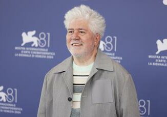 Mostra del cinema lappello di Almodovar Respingere bambini migranti e delirio