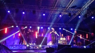 Nina Zilli in concerto a Uta