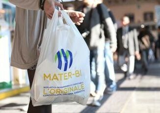 Sostenibilita Novamont prodotti Mater Bi con carbon footprint verificata