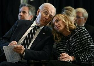 Ucraina Meloni salta ricevimento Biden e summit Ma su Kiev linea non cambia