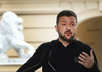 Ucraina Zelensky Presto piano di pace e voglio Russia al tavolo