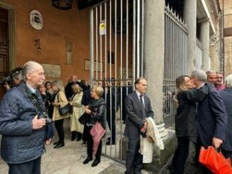 Battistoni lultimo saluto a San Lorenzo in Lucina. Gualtieri Ha reso Roma grande nel mondo