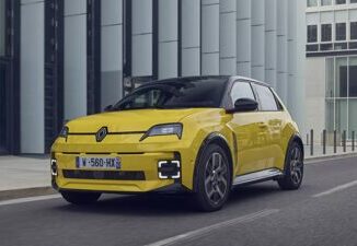 Compatta ed elegante la nuova Renault 5 E tech electric