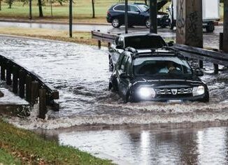 Maltempo in Emilia Romagna e ancora allerta tracima torrente Quaderna