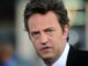 Matthew Perry medico si dichiara colpevole per la morte da overdose dellattore