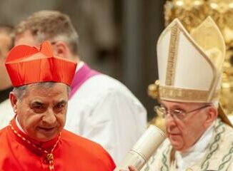 Mentre il Papa andava ad Assisi i soldi andavano a Londra. Il nuovo libro di Maria Antonietta Calabro