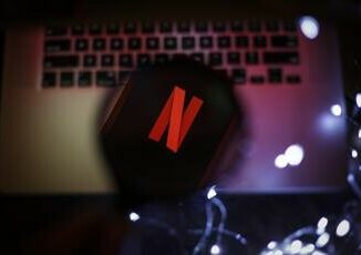 Netflix aumenta ancora i prezzi gli abbonamenti ora costano fino a 20 euro al mese